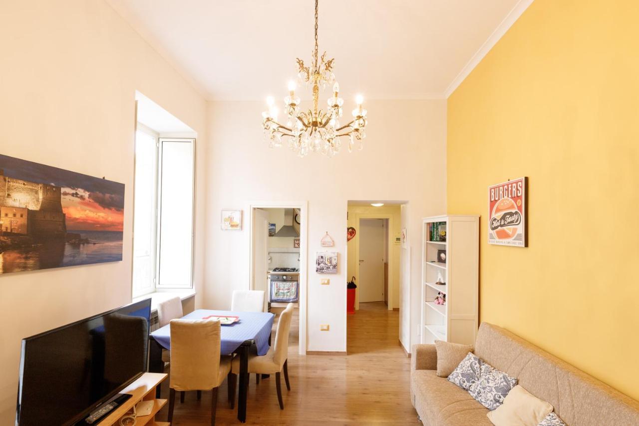 Duomo 77 - In The Heart Of The Historical Center By Elite Villas Neapel Exterior foto