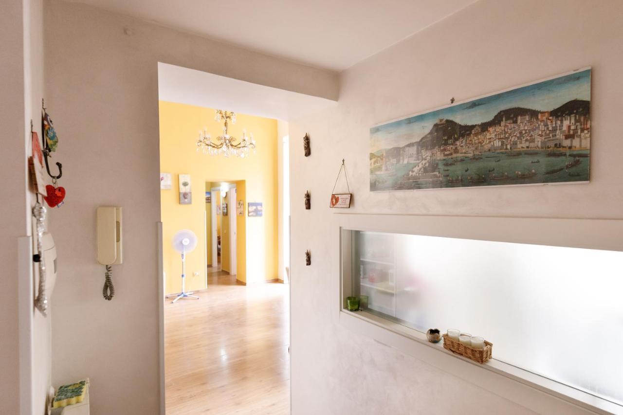 Duomo 77 - In The Heart Of The Historical Center By Elite Villas Neapel Exterior foto